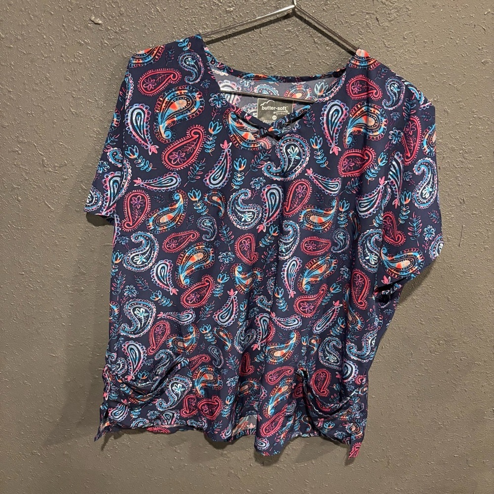 Colorful Paisley Women's Butter Soft Scrub Top